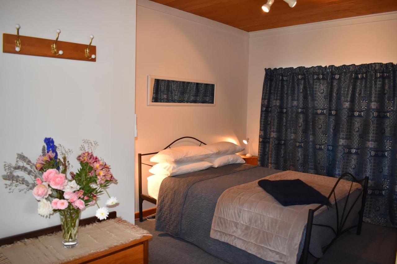 Bed and Breakfast Olivista Masterton Exterior foto
