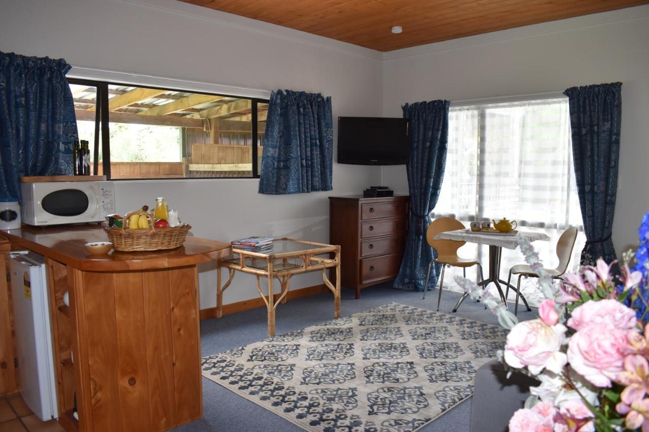 Bed and Breakfast Olivista Masterton Exterior foto